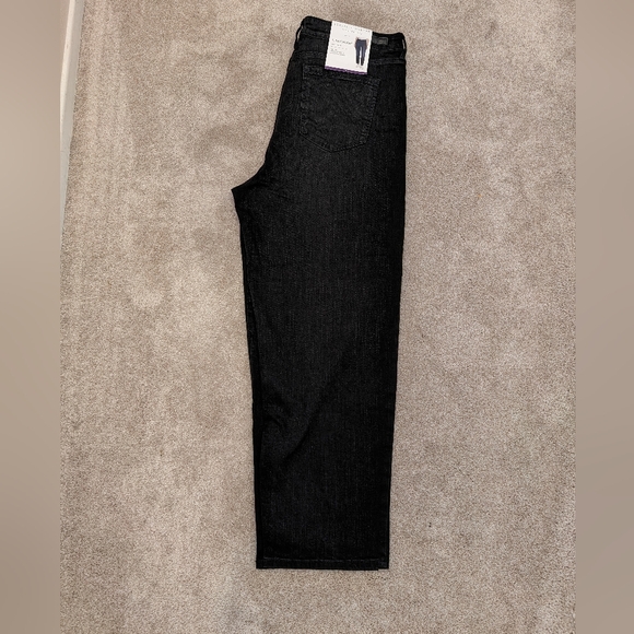 NWT Social Standard by Sanctuary Women's Jeans Slim Straight Stretch Denim Size - Picture 3 of 7